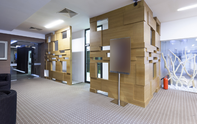 上海辦公室裝修設(shè)計：如何慧眼識珠，挑選護(hù)眼臺燈？