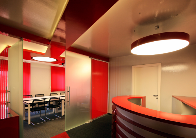 上海辦公室裝修設(shè)計(jì)：背柜的存在，是必需還是多余？